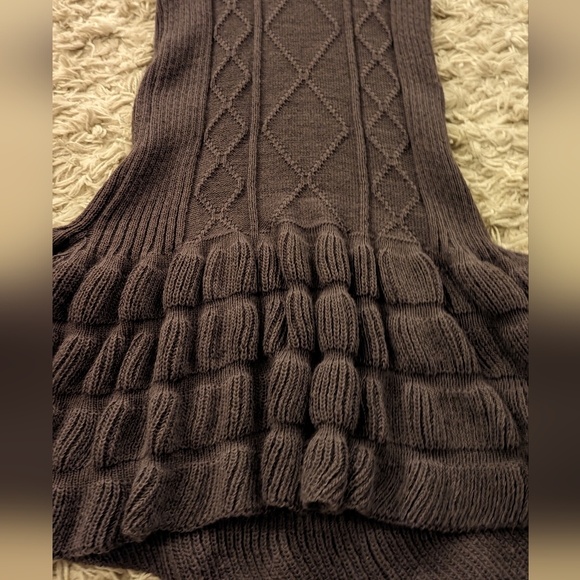 Dress - Picture 5 of 6